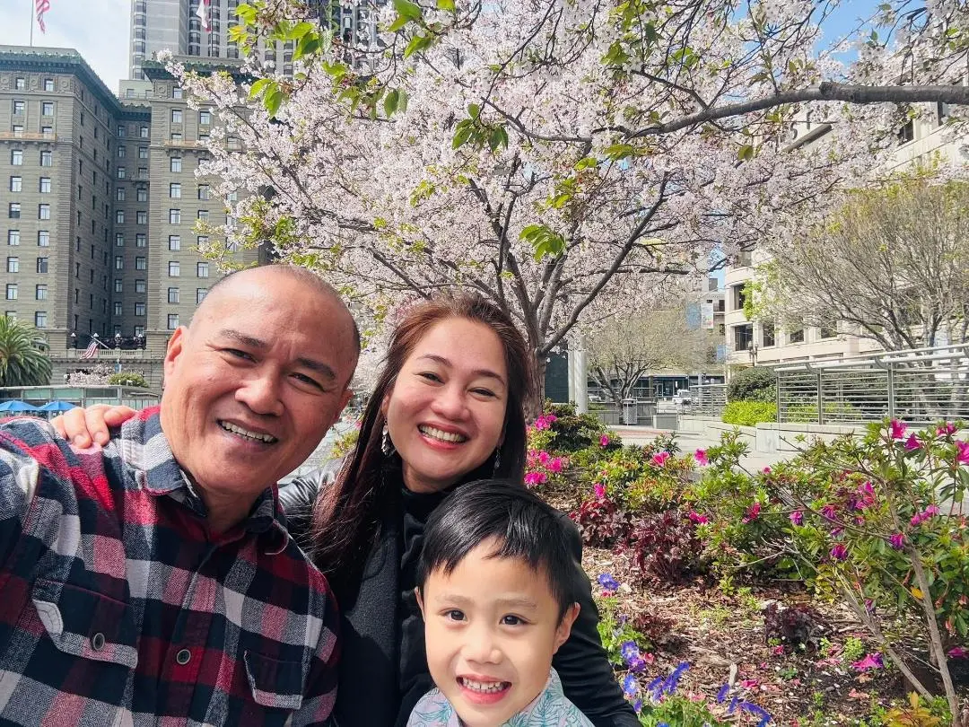 The Rebong Family – Alvin, Juana & Kaya